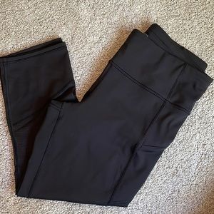 Athleta Mesh Contender Capri, Black, Size M